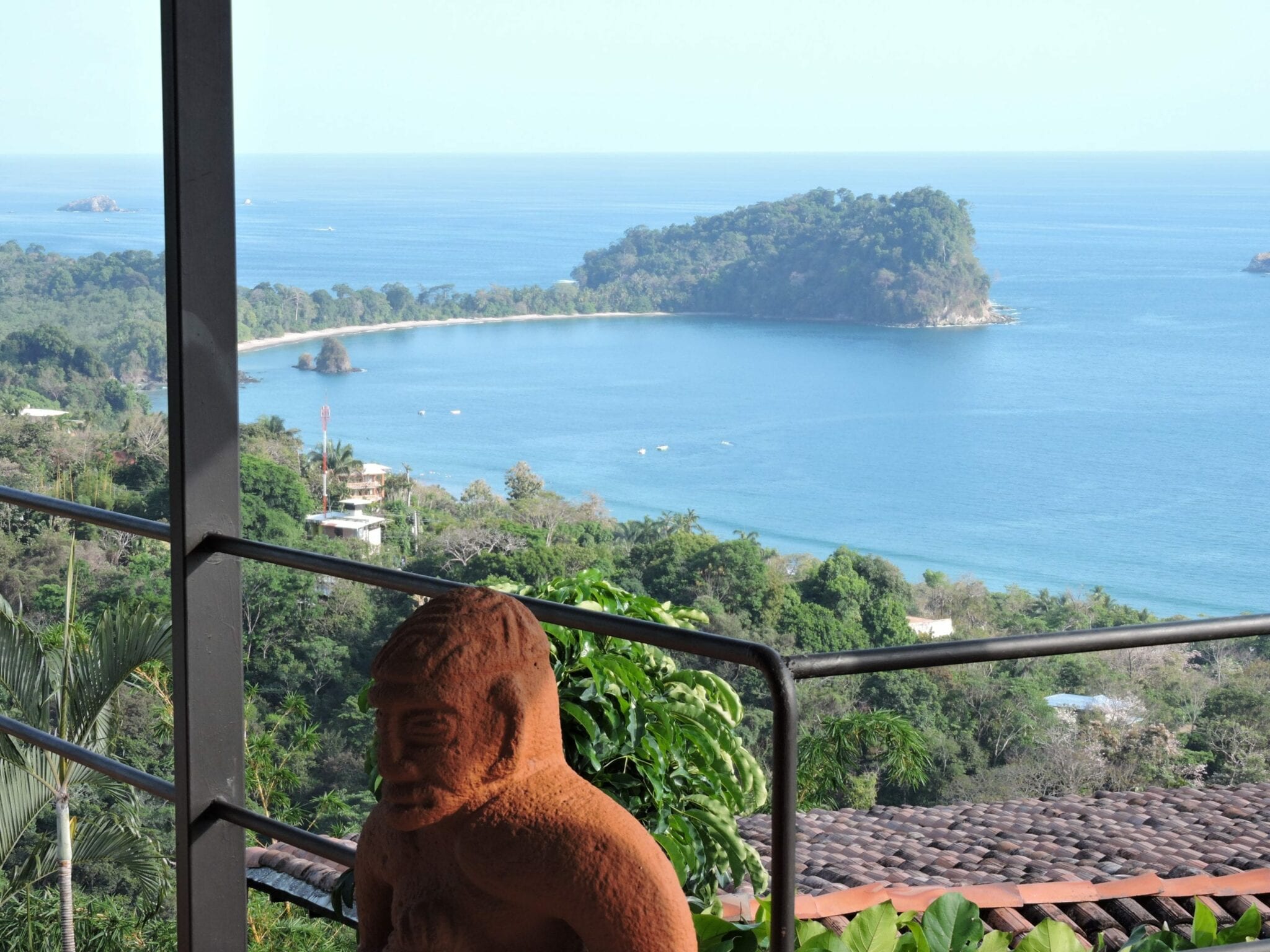 Manuel antonio beach